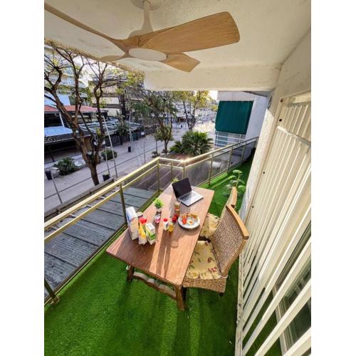 Tropical Suite terraza con Minigolf