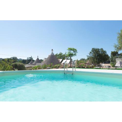 Trulli Cesare with exclusive pool