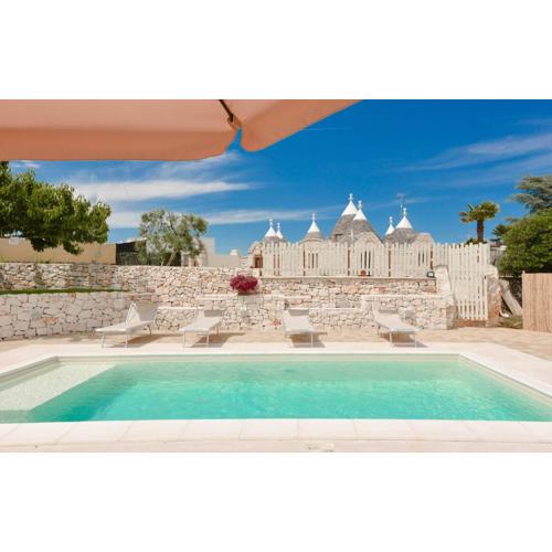 Trulli Colebè with Private pool