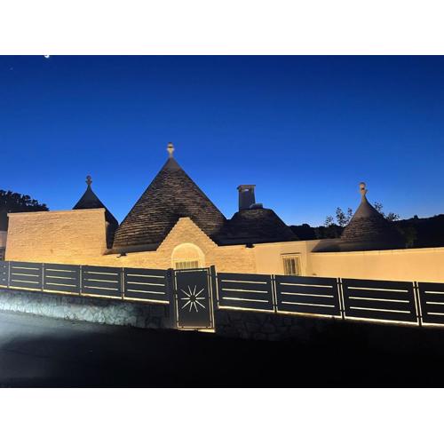 TRULLI Locorotondo - Coni di luce