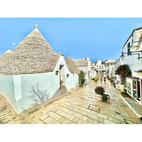 Trulli Moon