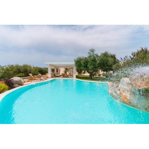 Trulli Petrantiqua con piscina