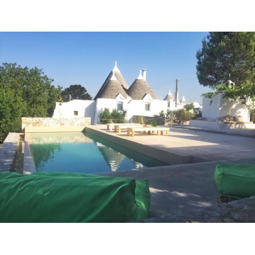 Trulli Settarte con piscina