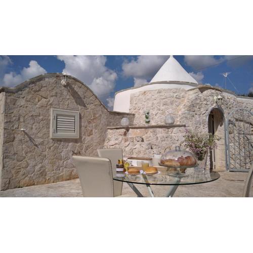 Trullo Bianco Ulivo