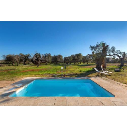 Trullo Mandorlo by Wonderful Italy