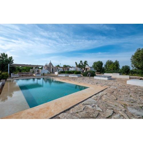 Trullo Nostress with pool