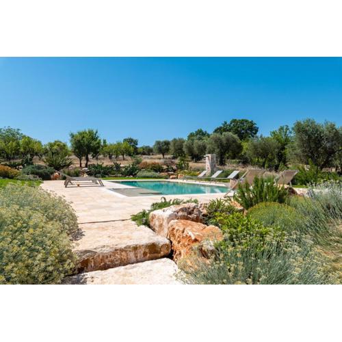 Trullo Pietra Rossa with Pool by Wonderful Italy