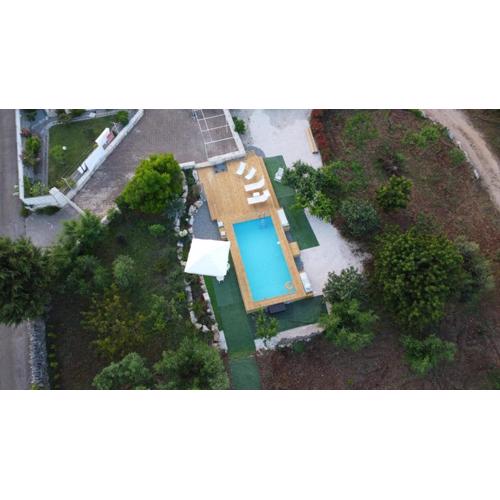Trullo Vito with pool