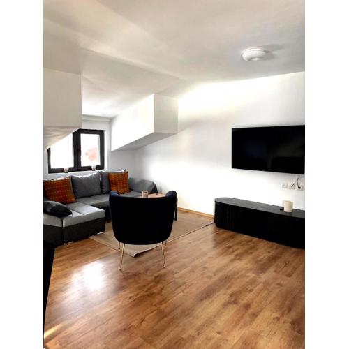 Tryavna Lake Apartment