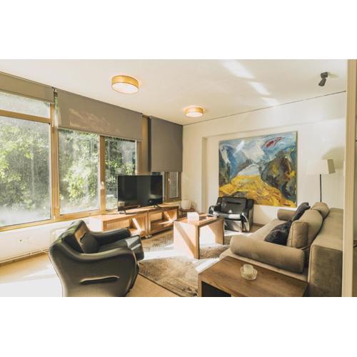 Tsakalof Loft Skoufa by Zeussuites