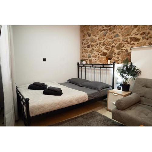 Tsigros Apartments B