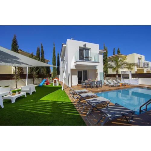 Tsokkos Family Villa - Pool Garden 2\