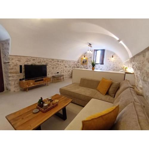 Tsolakis Luxury House 2