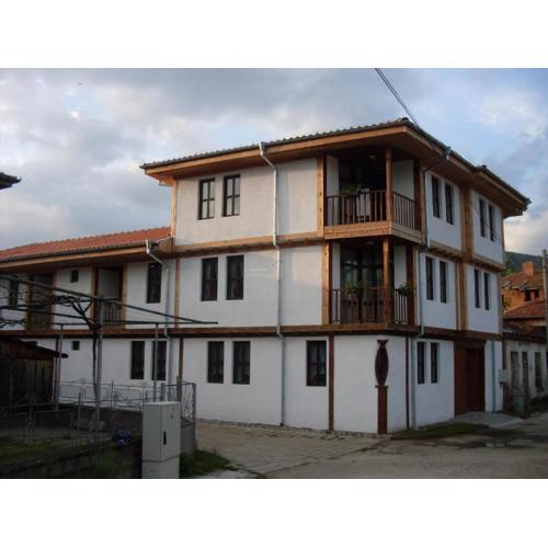 Tsutsovi House