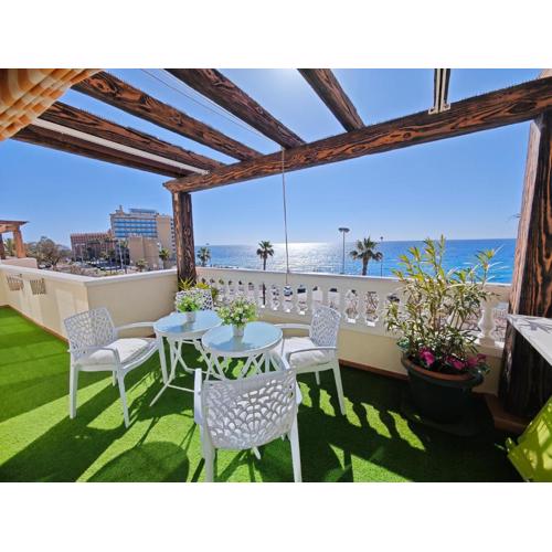 Tu Paraíso Frente al Mar Ático en Benalmádena