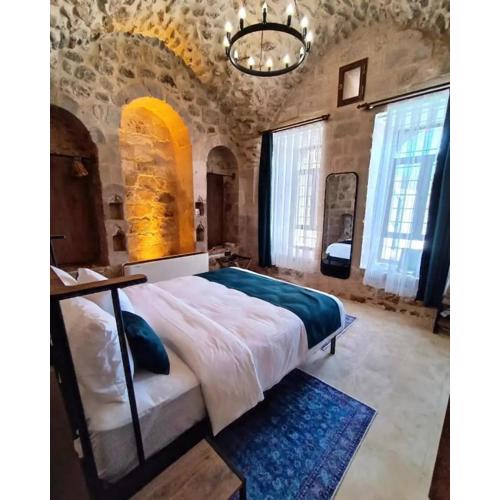 TUĞMANER Small House AJAR