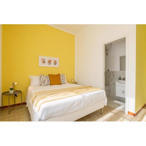 Tulipan by Pleiades Home