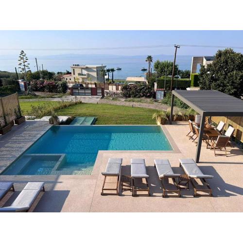 Twin Villas by Diomedes Group