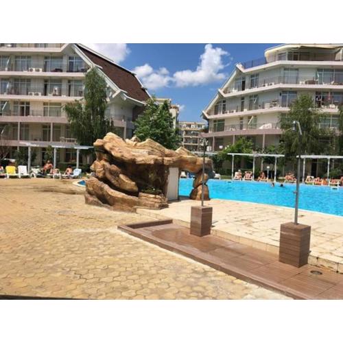 Two-bed flat in Sunny Beach with pool view