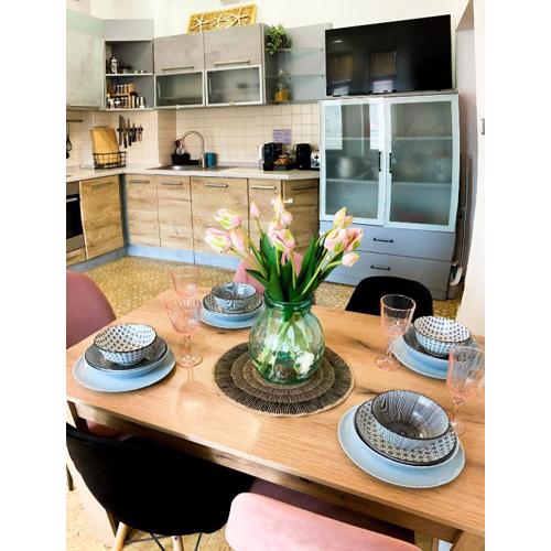 Two Bedroom Apartment - Alexandrovska - Top Location - Central Bus, Train and Marine Stations, next to Sea Garden and Beach