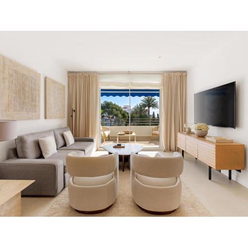 Two Bedroom Apartment - Sea View