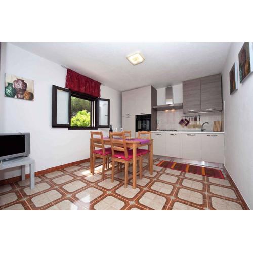 Two-Bedroom Apartment in Siracusa II