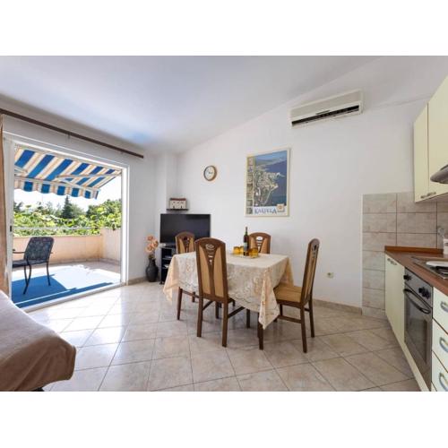 Two Bedroom Apartment with Terrace