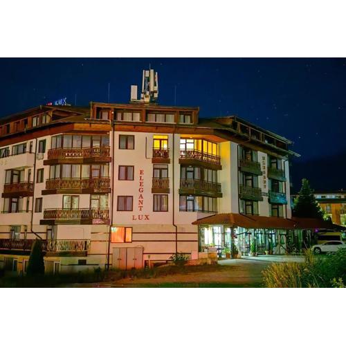 Two Bedroom Flat near Gondola