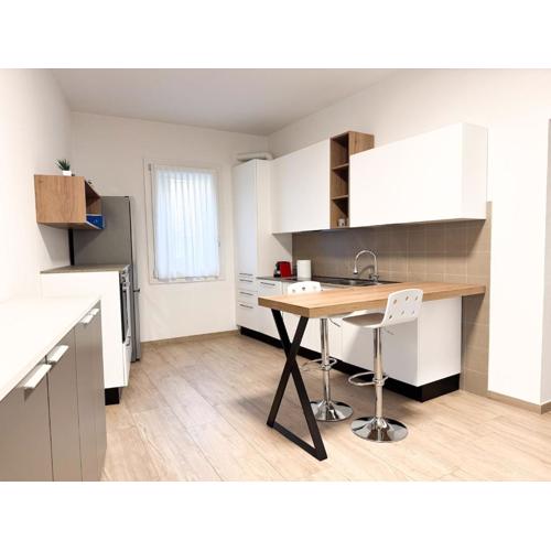 Two-bedroom within walking distance of the center