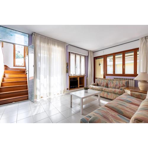 Two-Levels Apartment with Terrace and Parking