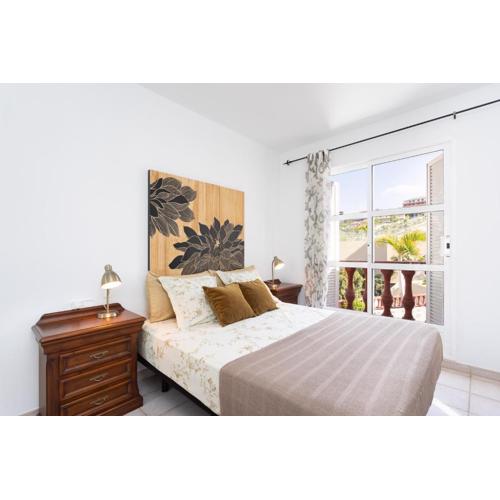 Two modern and bright apartments near el Duque beach