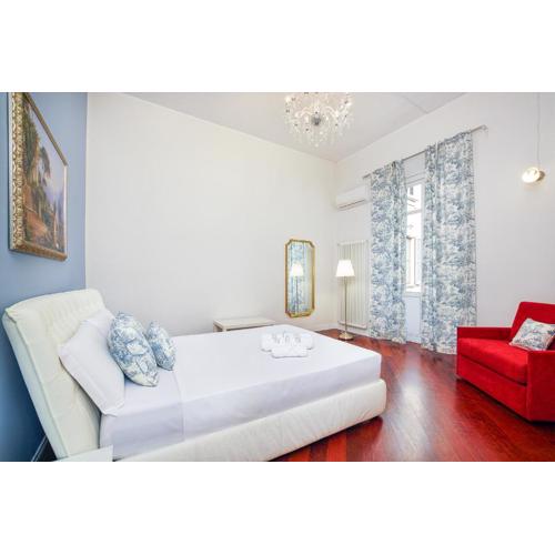 Two-room apartment in Como Center