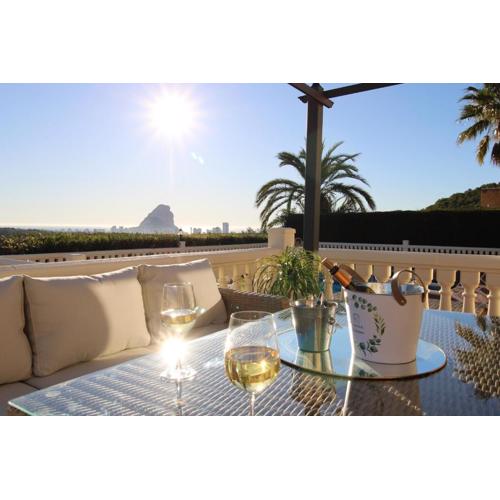 Ty Croeso-Entire villa with sea view