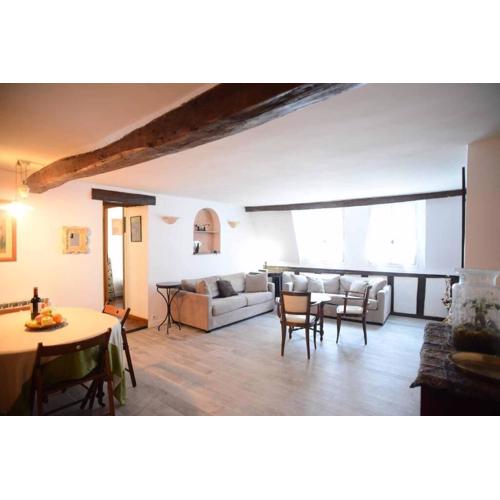 Typical Marais 3 bedroom - Beaubourg