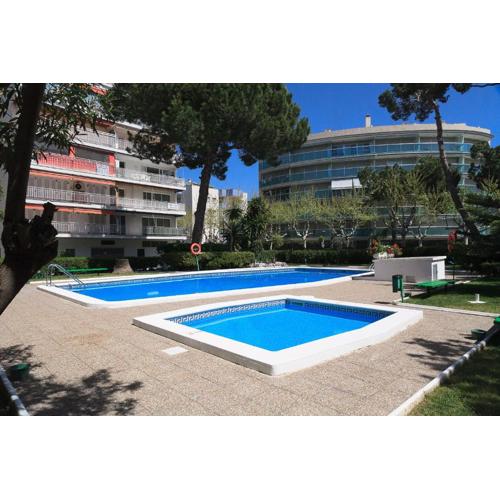 UHC Gisamar Apartments