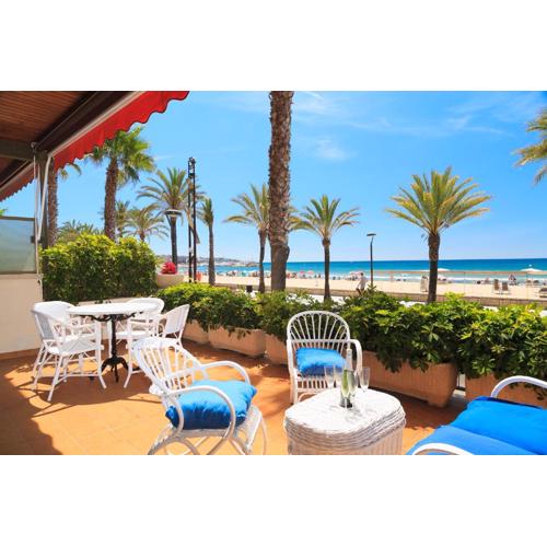 UHC Piscis Apartments
