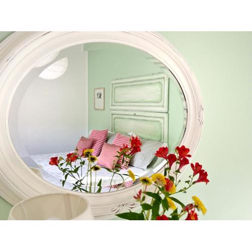 ULIVI - Comodità e tranquillità con Patio e Parcheggio