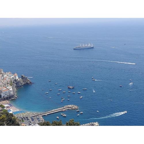 Un Nido Su Amalfi