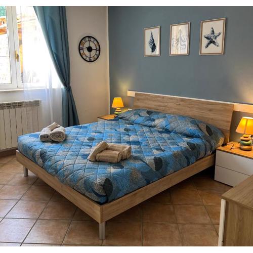Un passo dal Mare - 50m from the Sea, with Garden, AC & WiFi