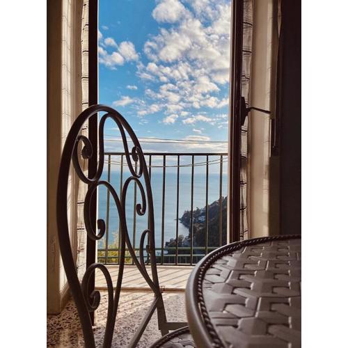Una casa...vista mare