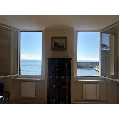 Una finestra sul mare - A window on the sea - Nervi - Genoa