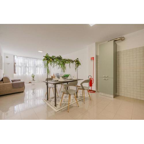 Unico Apartment 5 - 450 mt from Mestre station
