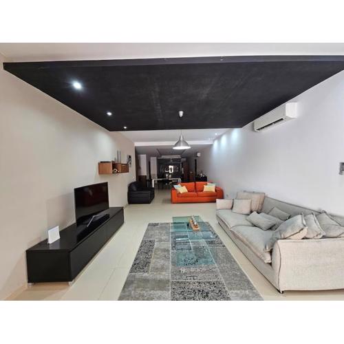 Unique apartment and location