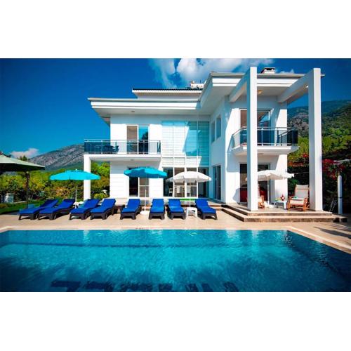 Unique C - 4 Bedroom Private Villa in Quiet Area of Ovacik