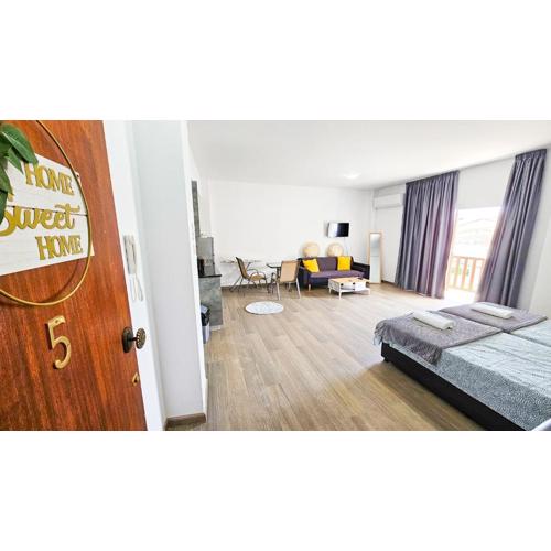 Unique Cozy Studio, 150m from Chabad Lubavitch