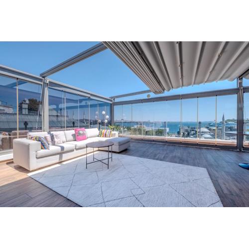 Unique Terrace Rooftop
