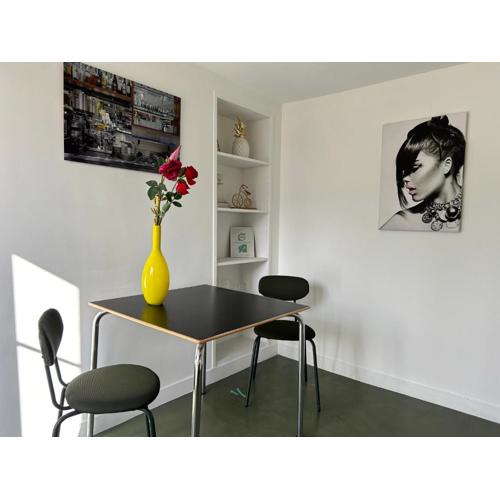 Unit 018 Saint Germain des Près - one bedroom apartment 4 pax