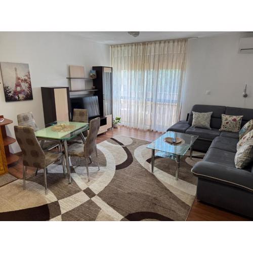 United Apartments 3