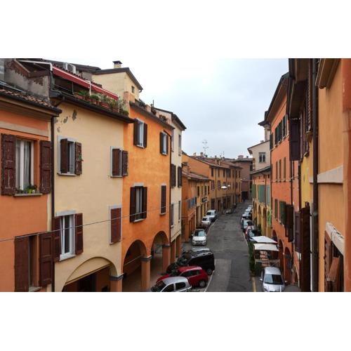 Universita e Centro Storico Mascarella Apartment