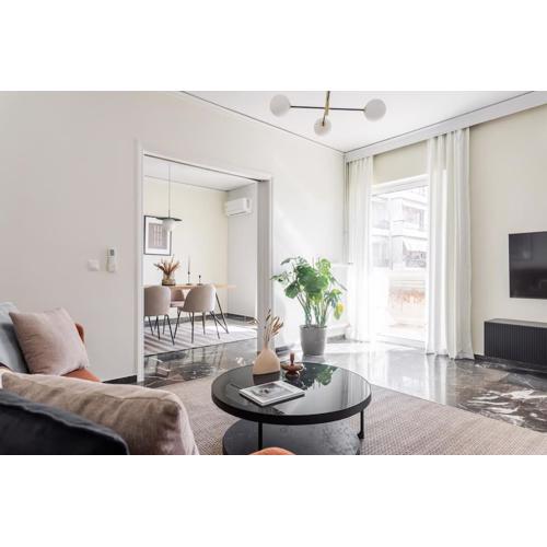 Upscale 3BR Apartment in Chalandri by UPSTREET